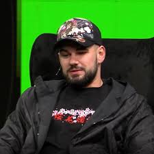 Szymool Online Gambling Enterprise – Gdzie i w jakie gry angażuje się streamer?